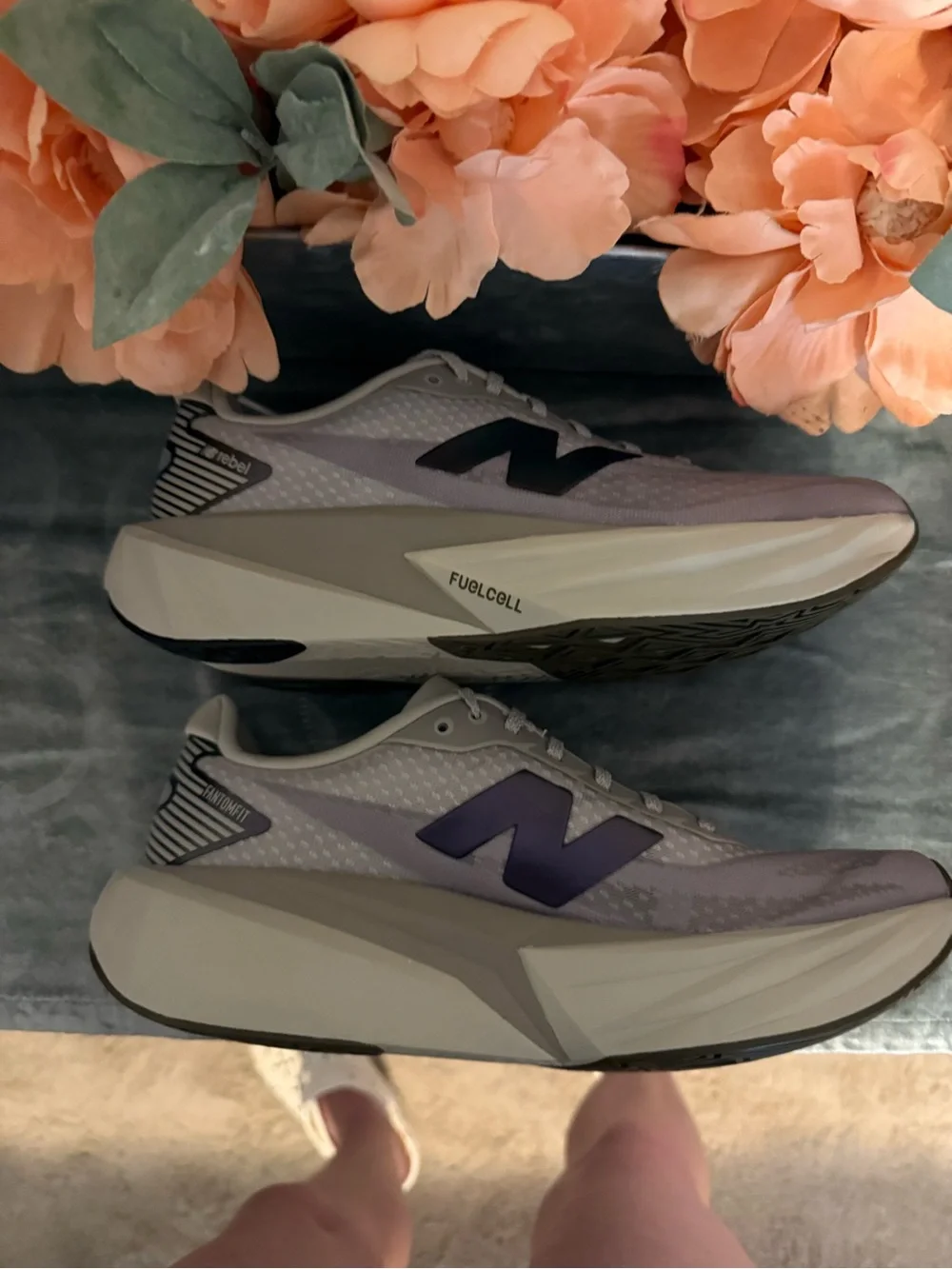 New Balance FuelCell Rebel v5- Grey Brown
